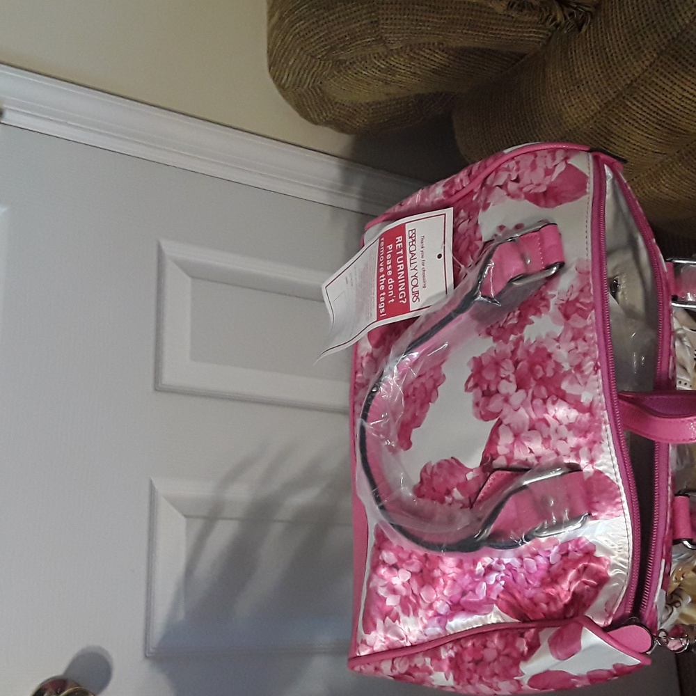 Purses - Picture 3 of 3